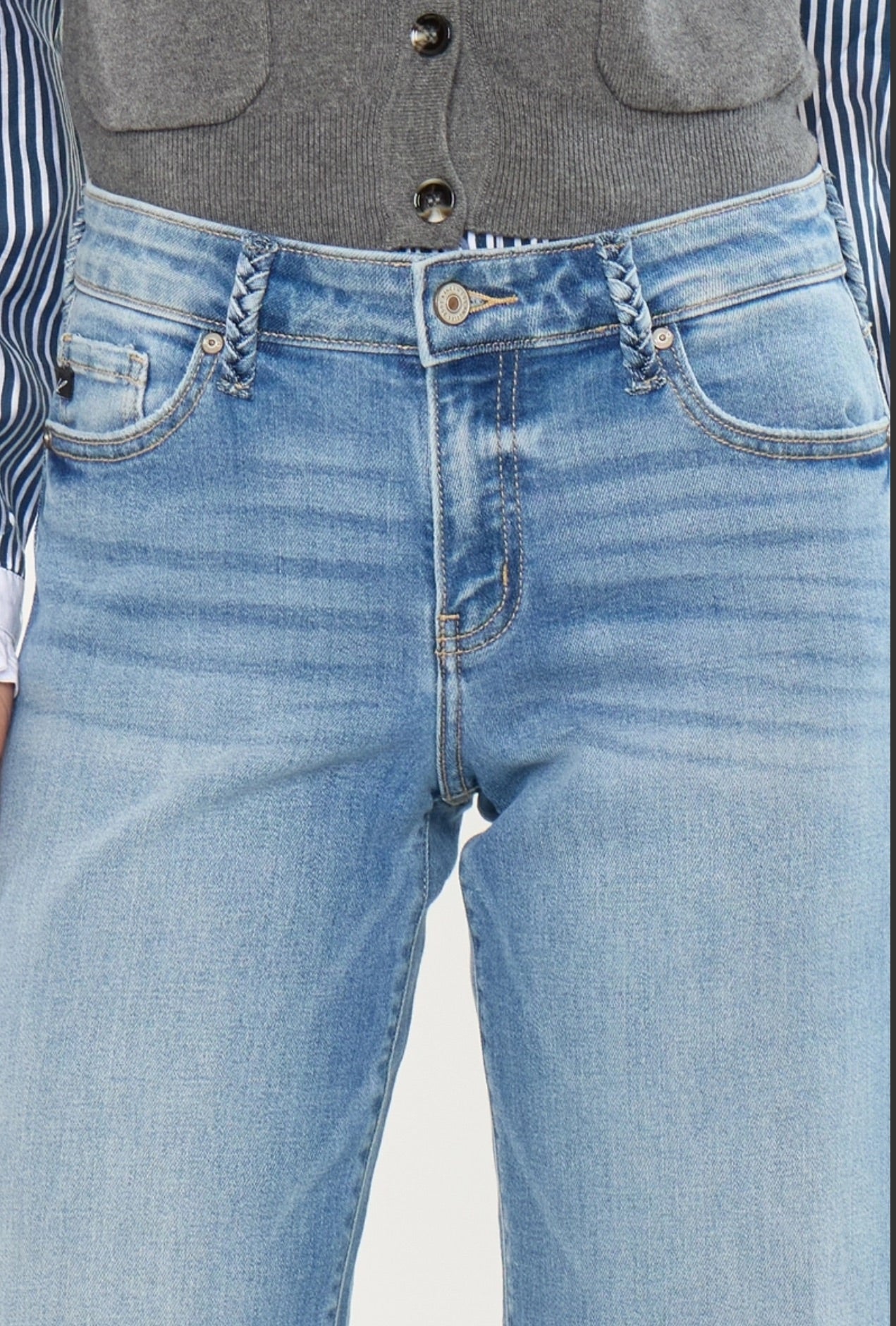 Kan Can Mid Rise Crop Wide Leg JEANS