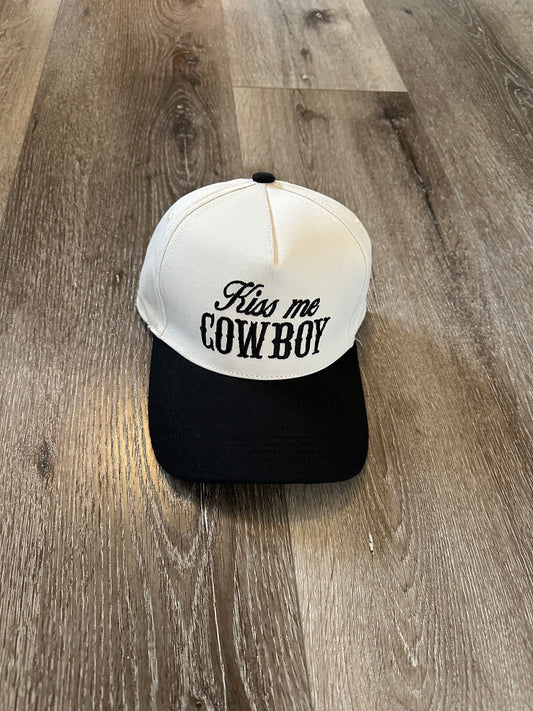 Kiss Me Cowboy Hat - Black