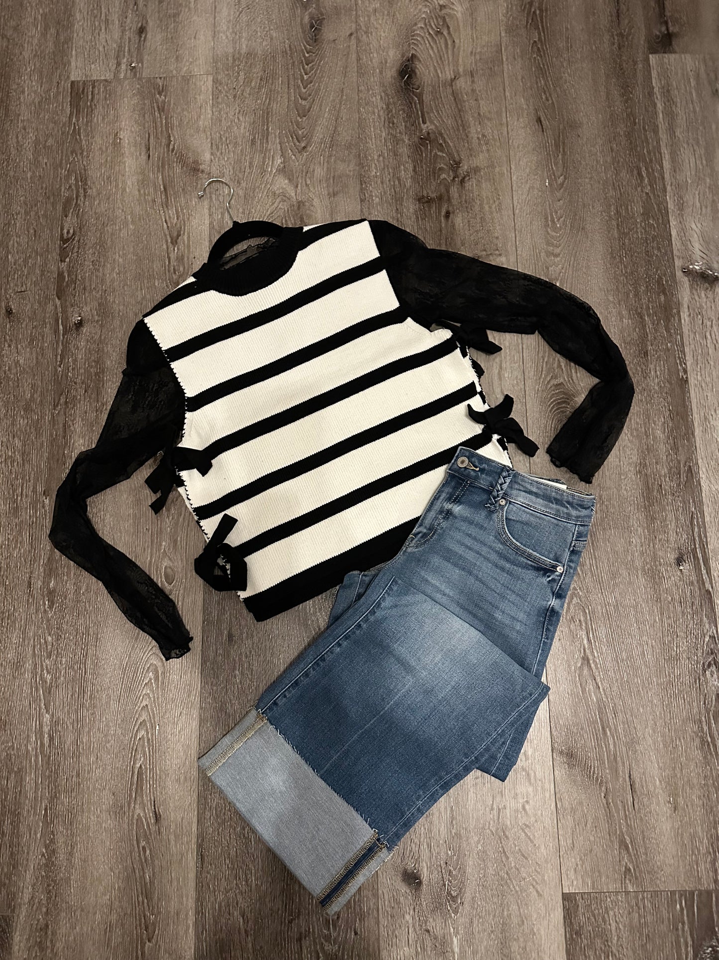 BLACK & WHITE SIDE TIE STRIPE SWEATER VEST